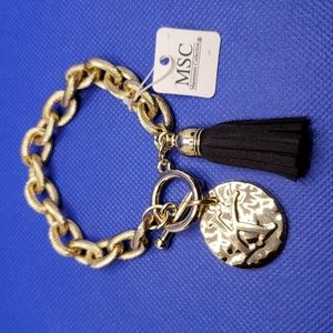 MSC GOLDTONE INITIAL BRACELET NWT